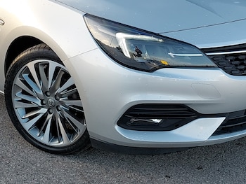Vauxhall - Astra