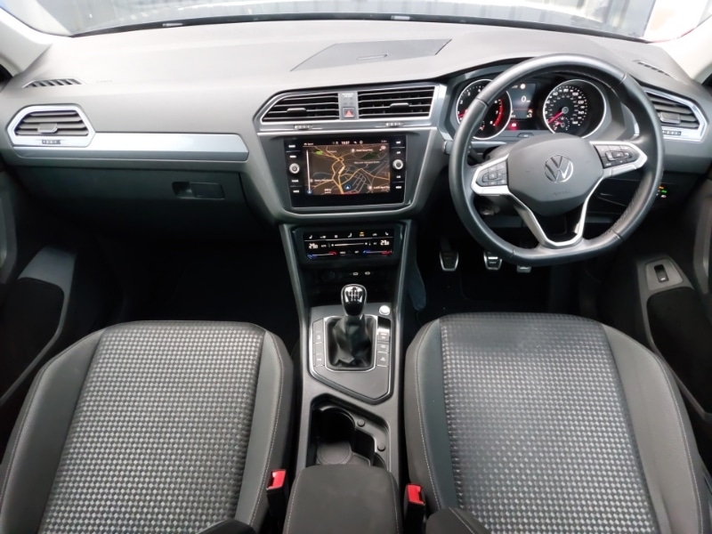 Used Volkswagen Tiguan 2022 for sale - 77252000: Photo 2