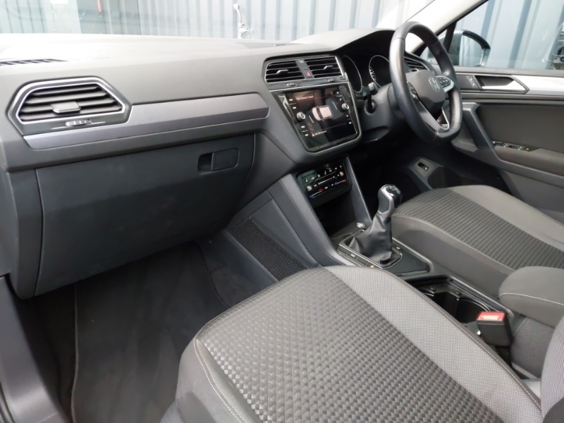 Used Volkswagen Tiguan 2022 for sale - 77252000: Photo 5