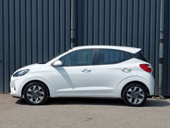 Used Hyundai i10 2024 for sale - 74933701: Photo
