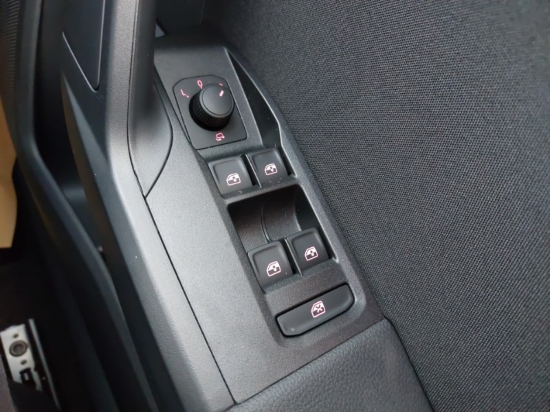 Used SEAT Arona 2025 for sale - 77939139: Photo 12