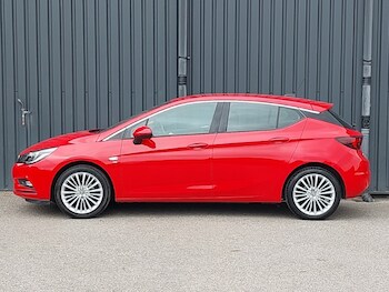 Used Vauxhall Astra 2018 for sale - 79310910: Photo