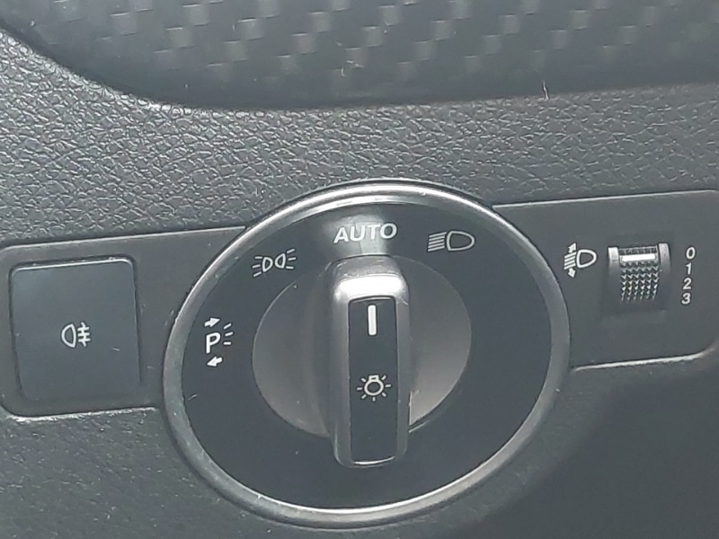 Used Mercedes-Benz A-Class 2017 for sale - 76380452: Photo 19