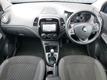Used Renault Captur 2017 for sale - 78647430: Photo