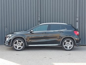 Used Mercedes-Benz GLA 2017 for sale - 79569735: Photo