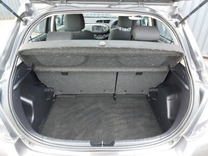 Used Toyota Yaris 2014 for sale - 76478741: Photo 8