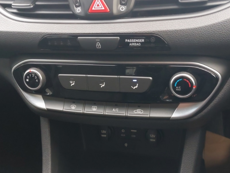 Used Hyundai i30 2017 for sale - 77352818: Photo 16