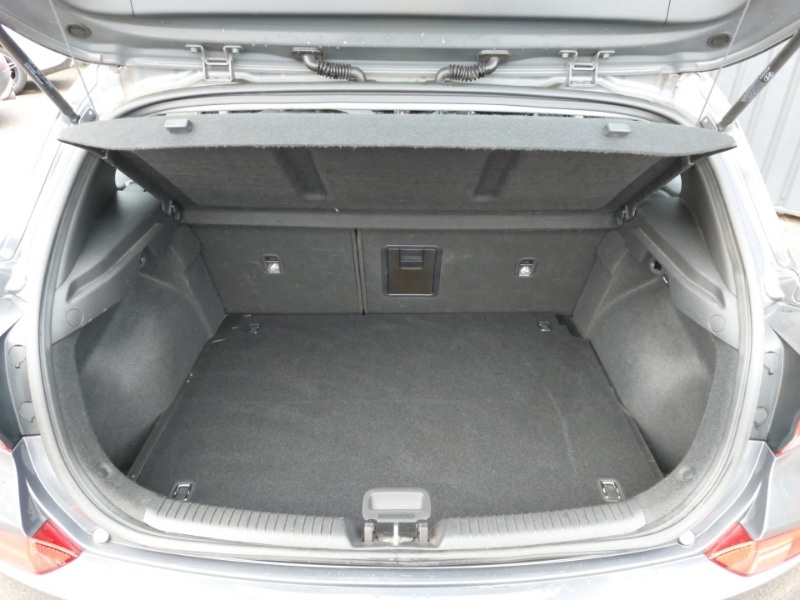 Used Hyundai i30 2017 for sale - 77352818: Photo 8