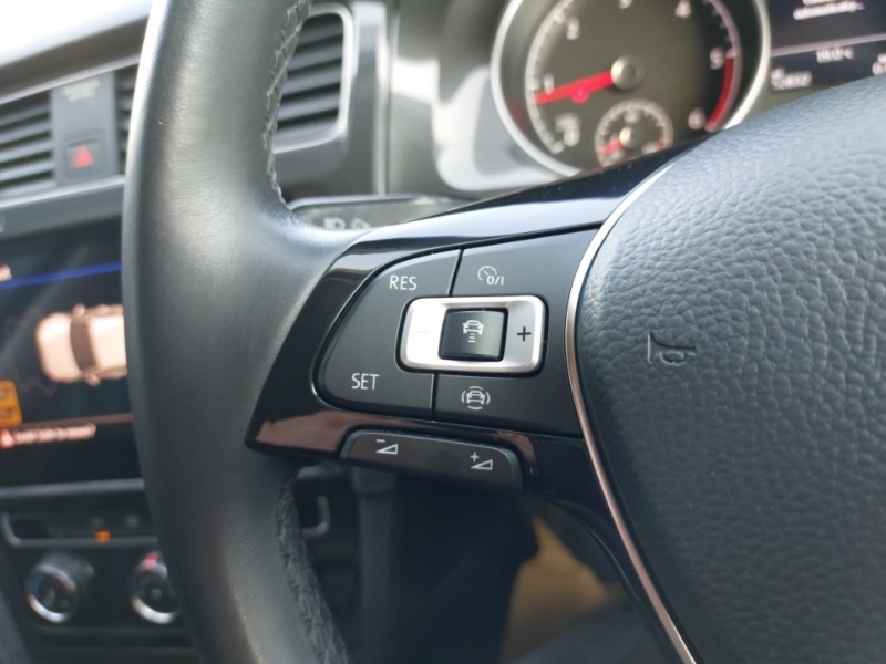 Used Volkswagen Golf 2019 for sale - 78169529: Photo 14