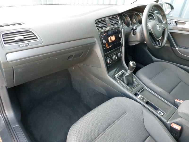 Used Volkswagen Golf 2019 for sale - 78169529: Photo 5