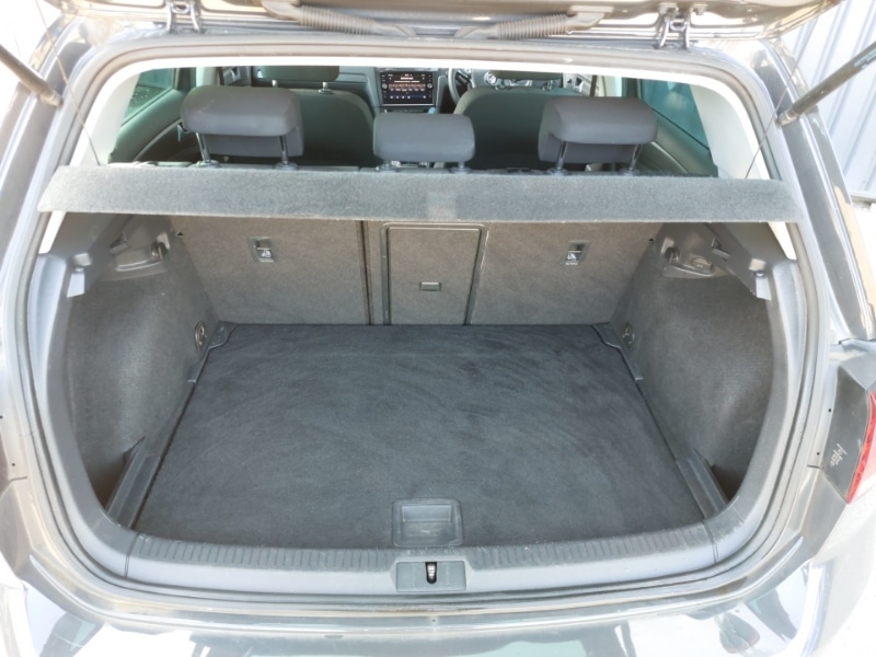 Used Volkswagen Golf 2019 for sale - 78169529: Photo 8