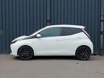 Used Toyota AYGO 2017 for sale - 78876946: Photo