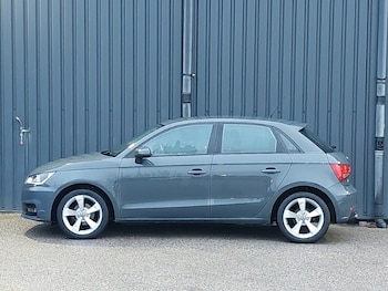 Used Audi A1 2018 for sale - 77576778: Photo