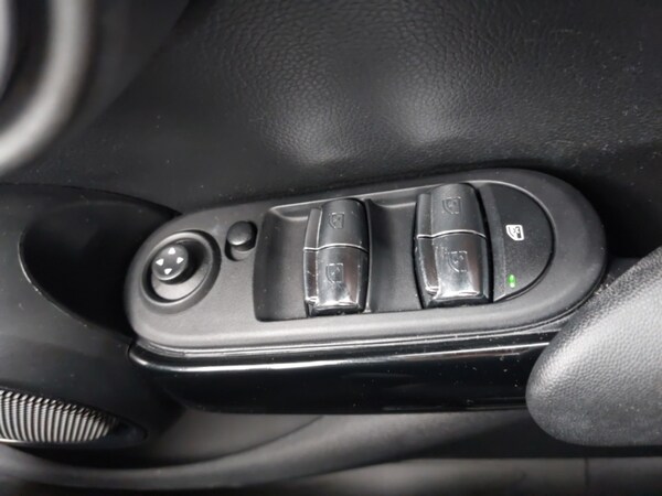 Used MINI Cooper 2019 for sale - 76271861: Photo 19