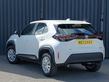Used Toyota Yaris Cross 2023 for sale - 78572585: Photo