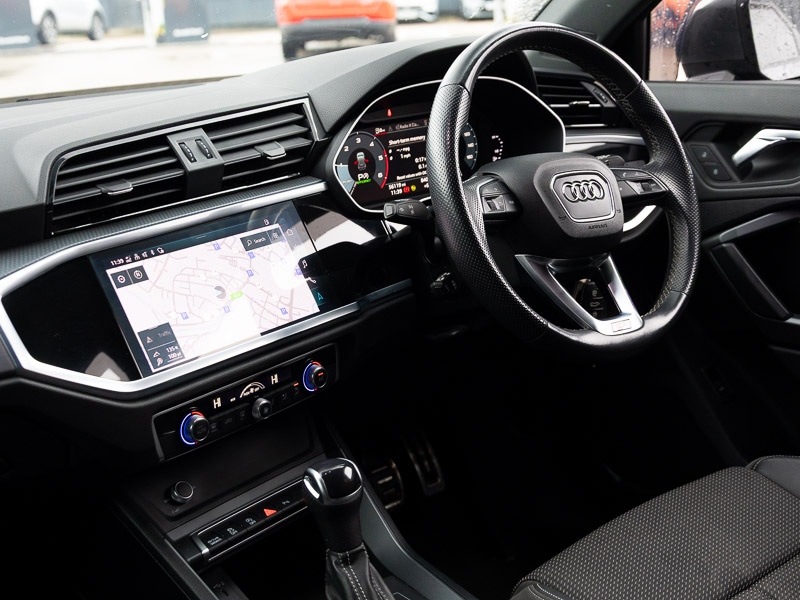 Used Audi Q3 2021 for sale - 77428632: Photo 13