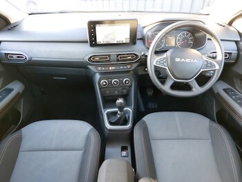 Used Dacia Sandero Stepway 2024 for sale - 77483902: Photo