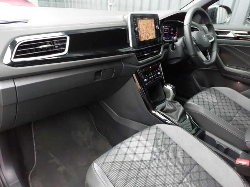 Used Volkswagen T-Roc 2025 for sale - 77141901: Photo 5