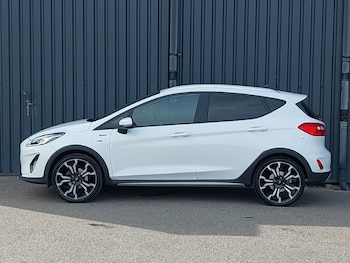 Used Ford Fiesta 2020 for sale - 79347934: Photo
