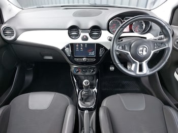 Used Vauxhall Adam 2018 for sale - 76150505: Photo 2