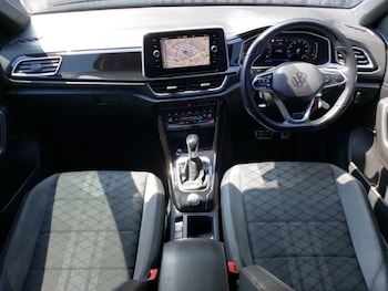 Used Volkswagen T-Roc 2023 for sale - 78945569: Photo