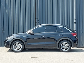 Used Volkswagen T-Roc 2023 for sale - 78945569: Photo
