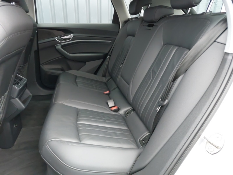 Used Audi e-tron 2021 for sale - 77273205: Photo 6