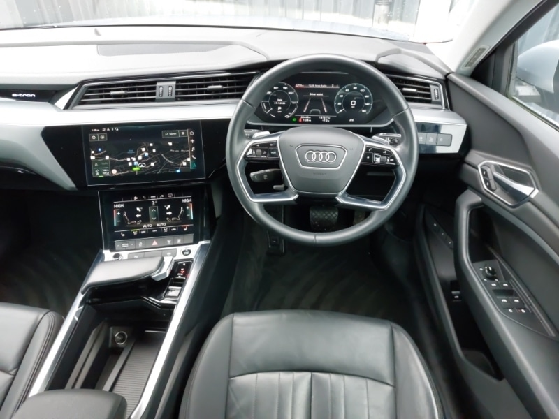 Used Audi e-tron 2021 for sale - 77273205: Photo 7