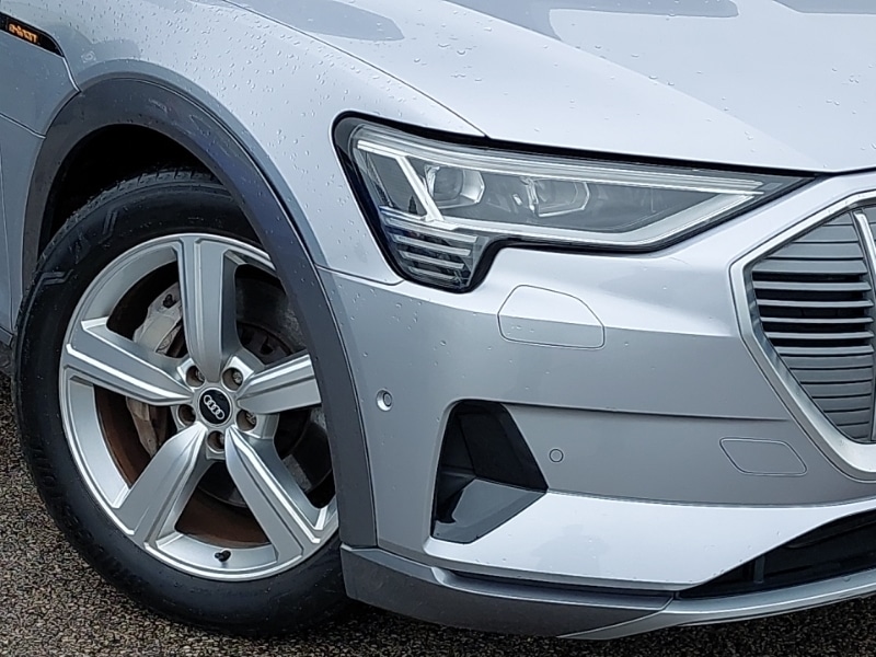 Used Audi e-tron 2021 for sale - 77273205: Photo 9