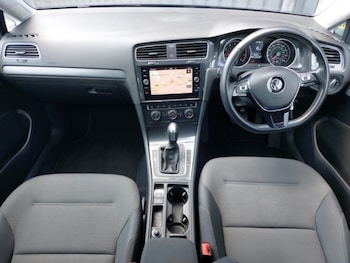 Used Volkswagen Golf 2019 for sale - 78848652: Photo