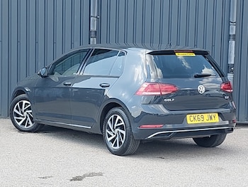 Used Volkswagen Golf 2019 for sale - 78848652: Photo