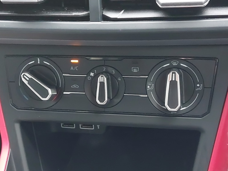 Used Volkswagen Polo 2018 for sale - 77338633: Photo 16