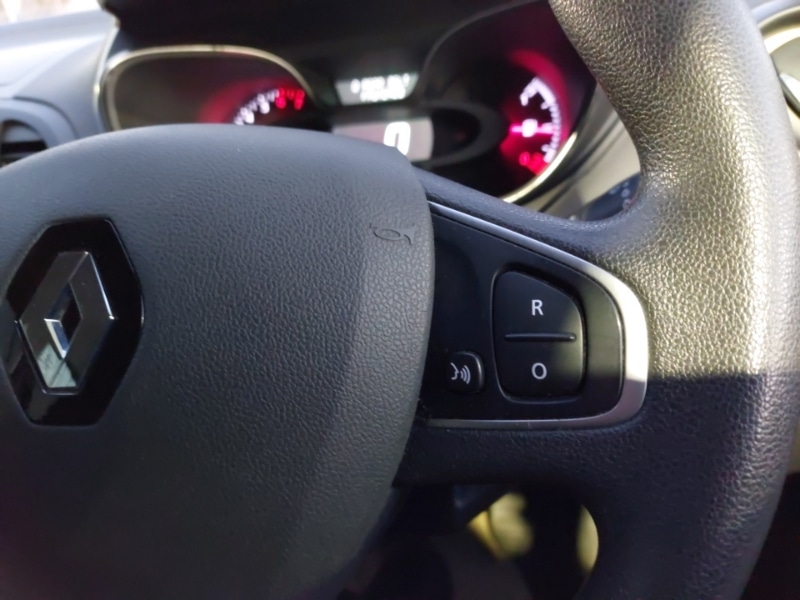 Used Renault Captur 2018 for sale - 76726254: Photo 13