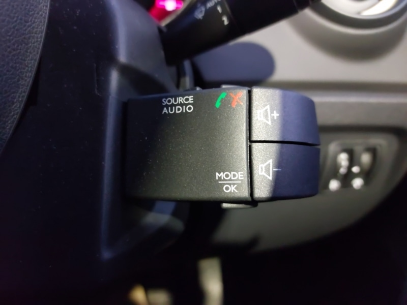 Used Renault Captur 2018 for sale - 76726254: Photo 17