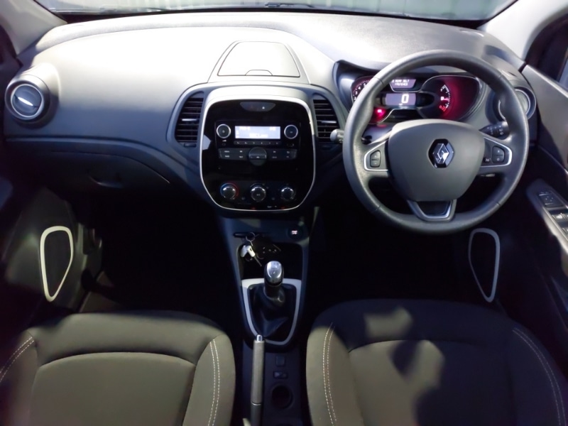 Used Renault Captur 2018 for sale - 76726254: Photo 2