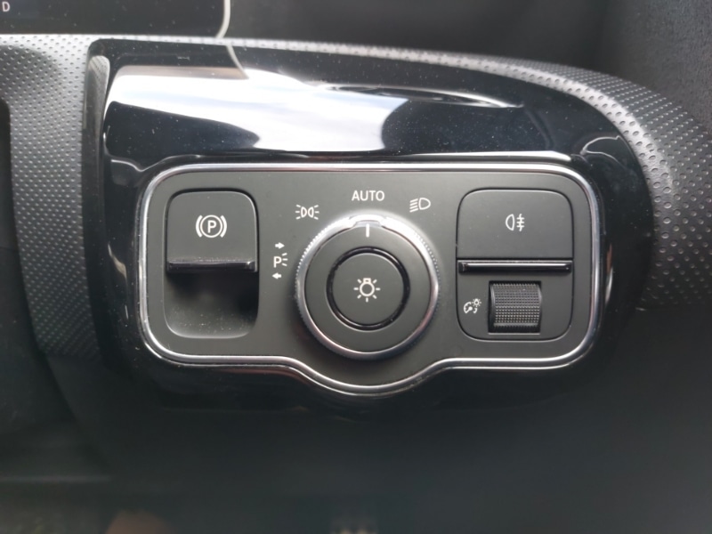 Used Mercedes-Benz A-Class 2018 for sale - 78023709: Photo 13