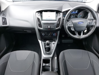 Used Ford Focus 2017 for sale - 78580245: Photo