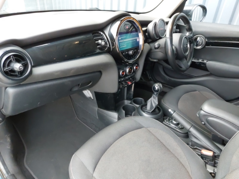 Used MINI Hatch 2022 for sale - 76885289: Photo 5