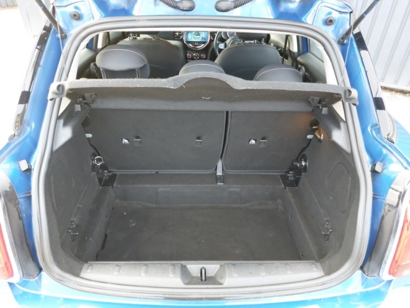 Used MINI Hatch 2022 for sale - 76885289: Photo 8