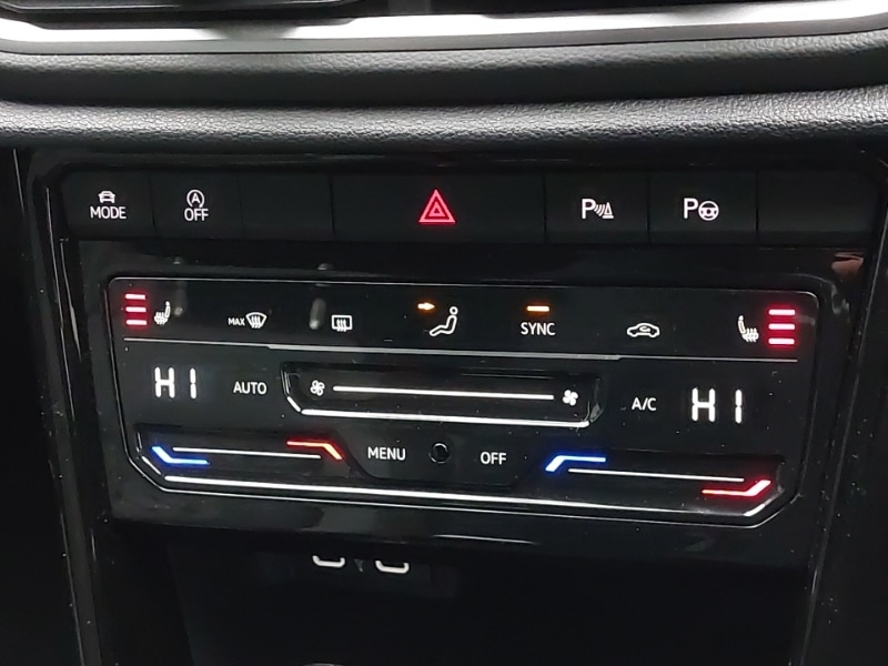 Used Volkswagen T-Roc 2025 for sale - 77141898: Photo 16