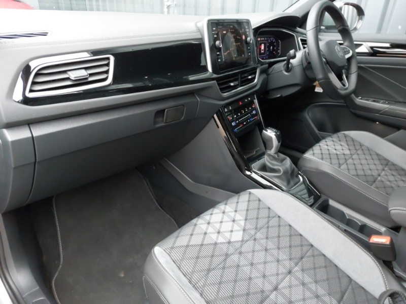 Used Volkswagen T-Roc 2025 for sale - 77141898: Photo 5