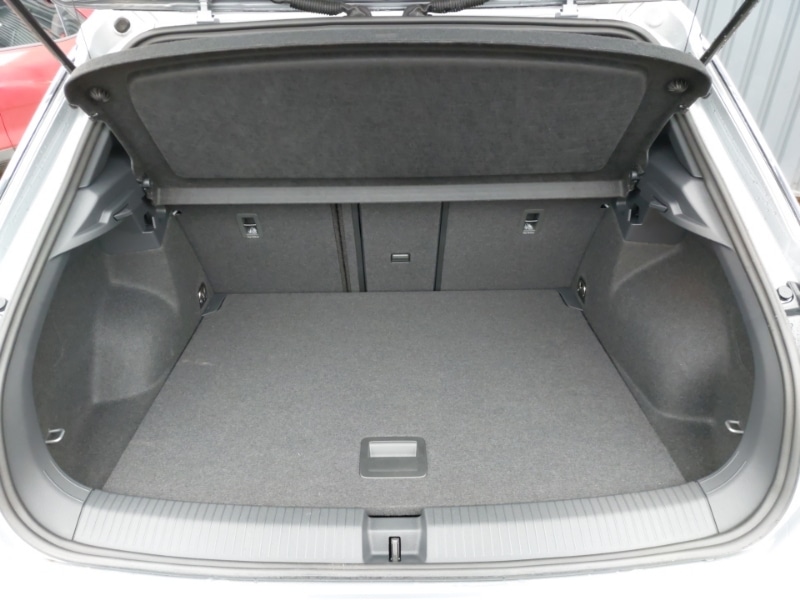 Used Volkswagen T-Roc 2025 for sale - 77141898: Photo 8