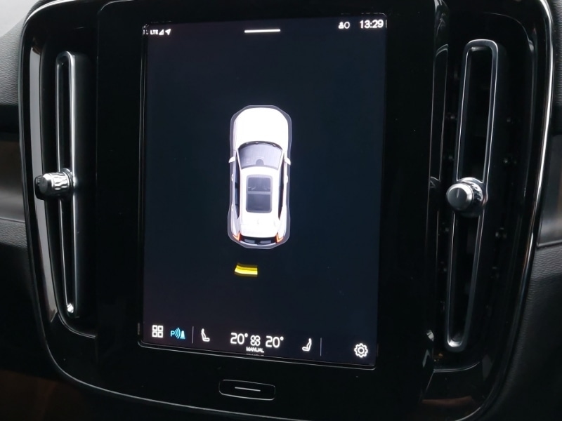 Used Volvo XC40 2023 for sale - 77716600: Photo 11