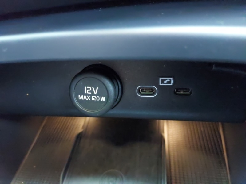 Used Volvo XC40 2023 for sale - 77716600: Photo 16