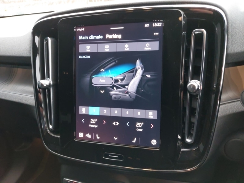 Used Volvo XC40 2023 for sale - 77716600: Photo 17