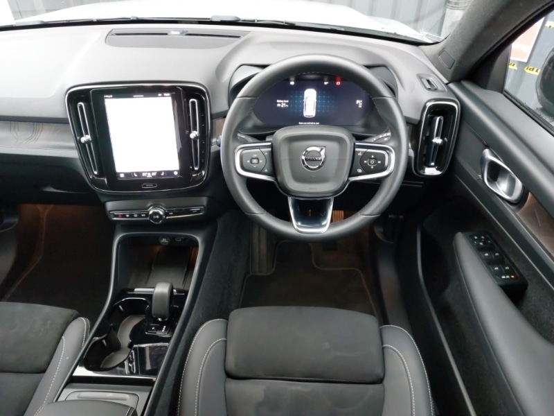 Used Volvo XC40 2023 for sale - 77716600: Photo 7