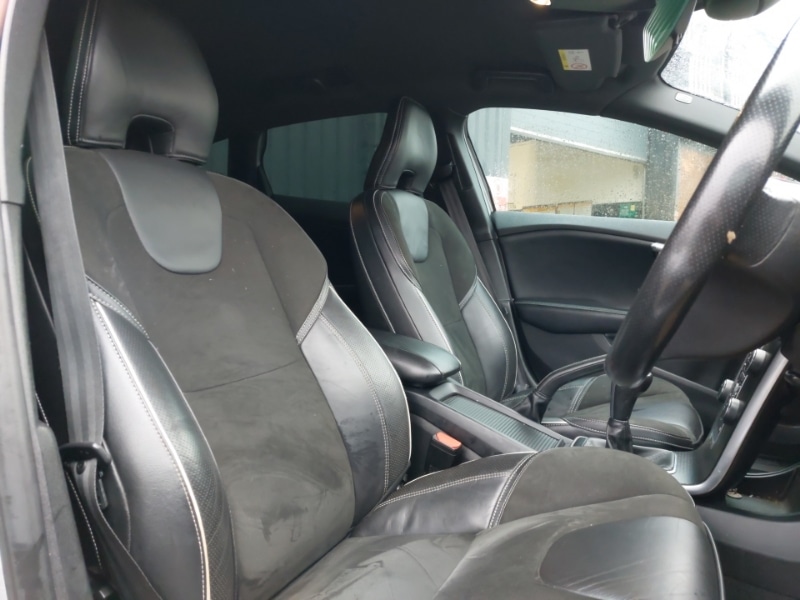 Used Volvo V40 2018 for sale - 77352813: Photo 19