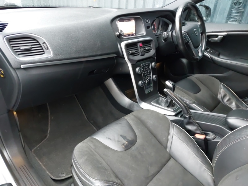 Used Volvo V40 2018 for sale - 77352813: Photo 5