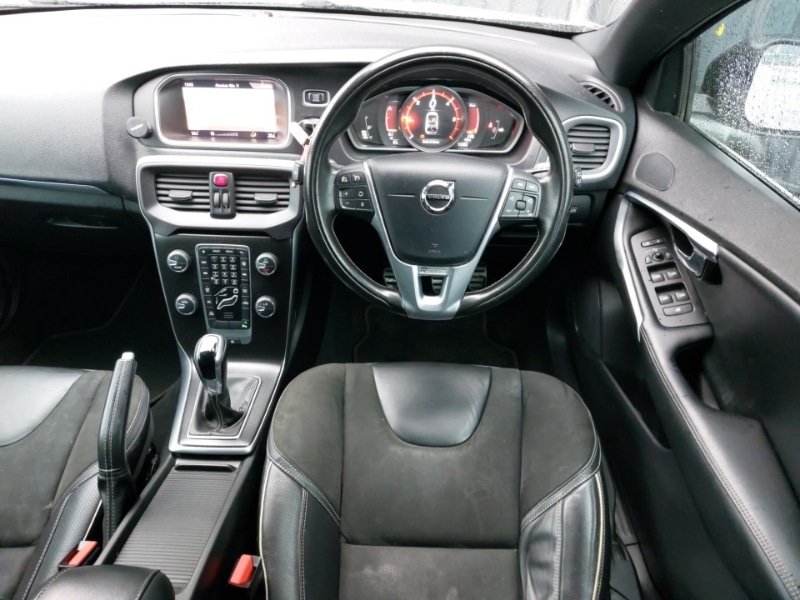 Used Volvo V40 2018 for sale - 77352813: Photo 7