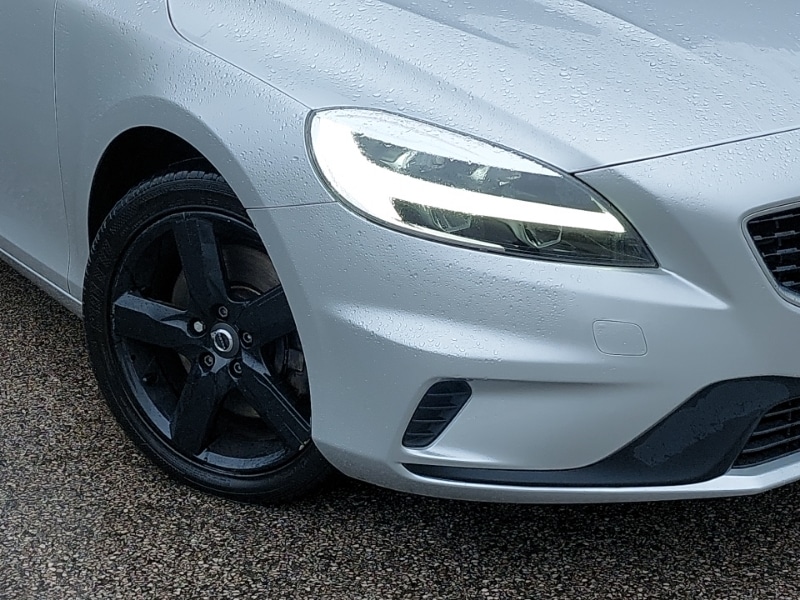 Used Volvo V40 2018 for sale - 77352813: Photo 9